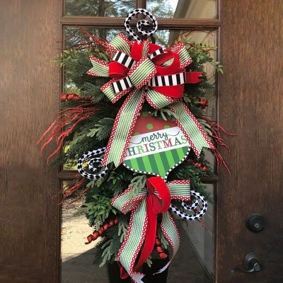 Northlight Real Touch™️ Mixed Eden Pine Artificial Christmas Teardrop Swag - Unlit - 30" 7 Northlight Real Touch™️ Mixed Eden Pine Artificial Christmas Teardrop Swag - Unlit - 30" - Image 5