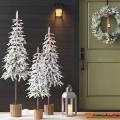 Pre-lit LED Dewdrop Downswept Flocked Balsam Fir with Basket Artificial Christmas Tree Warm White Lights - Wondershop™