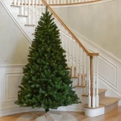 National Tree Company Unlit Full North Valley Spruce Hinged Artificial Christmas Tree