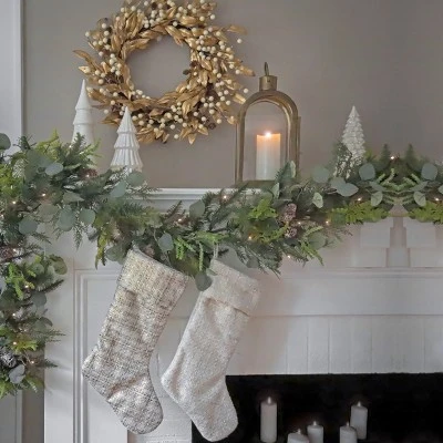 National Tree Company HGTV Home Collection 9ft Pre-Lit Winter Garden Artificial Garland with Pinecones and Fern Fronds, Green 5 National Tree Company HGTV Home Collection 9ft Pre-Lit Winter Garden Artificial Garland with Pinecones and Fern Fronds, Green - Image 3